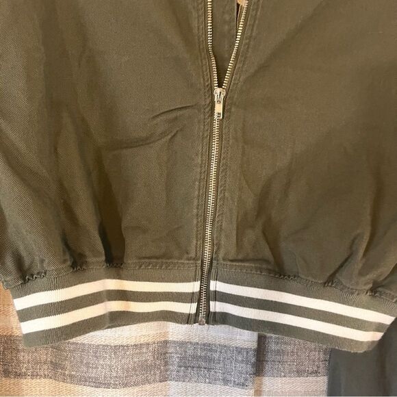 Wild Rose Olive Wild And Free Jacket Size‎ Medium - Picture 3 of 7